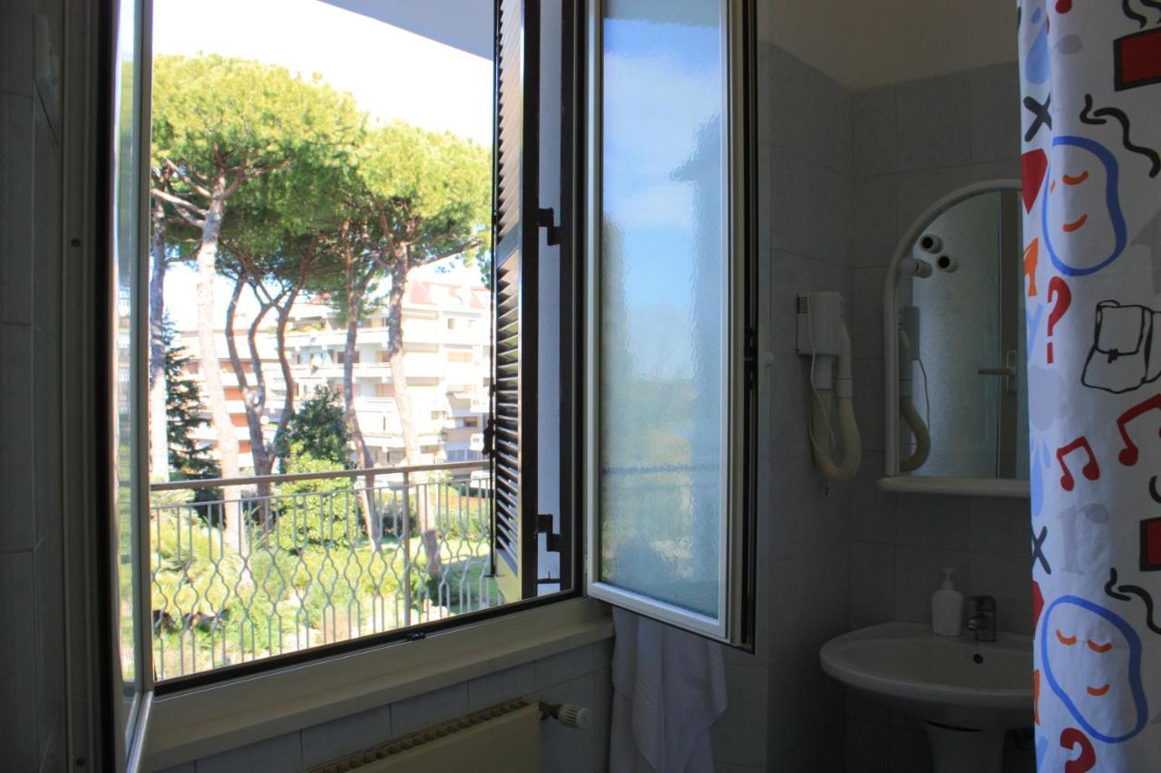 Ostello Villa Monte Mario Roma Exterior foto